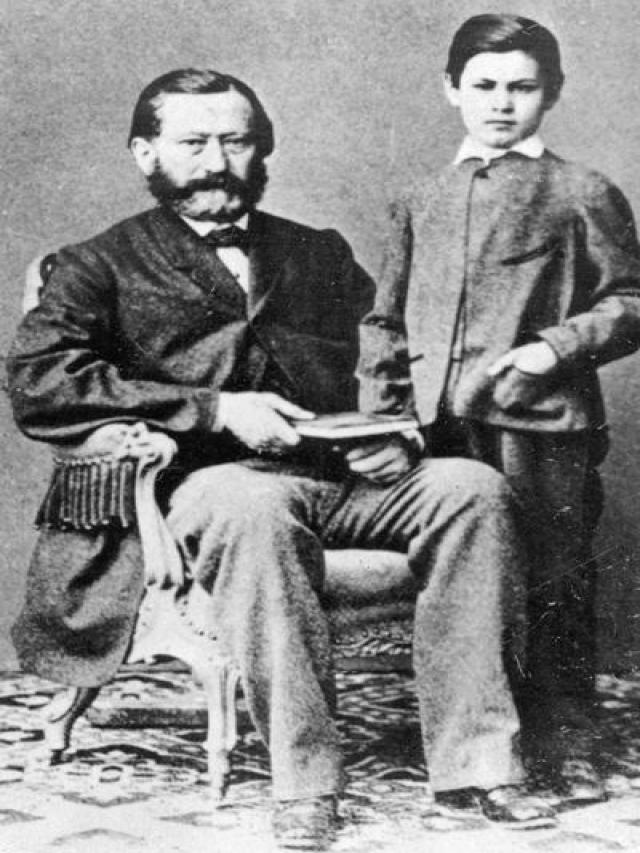 Sigmund Freud biografía, frases, teorías aportaciones y mucho más